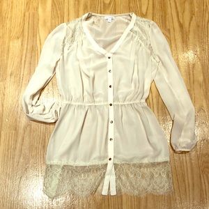 Cream top with cute lace details